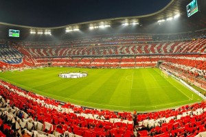 乐鱼APP下载-巴萨无力反击布鲁日，防守漏洞频现，晋级形势堪忧，巴萨主场不败纪录